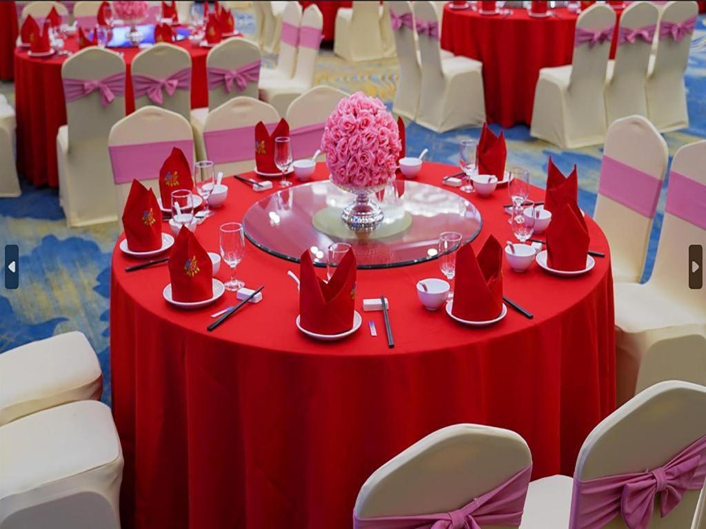 Fenggang Gladden Hotel Tiantangwei Esterno foto