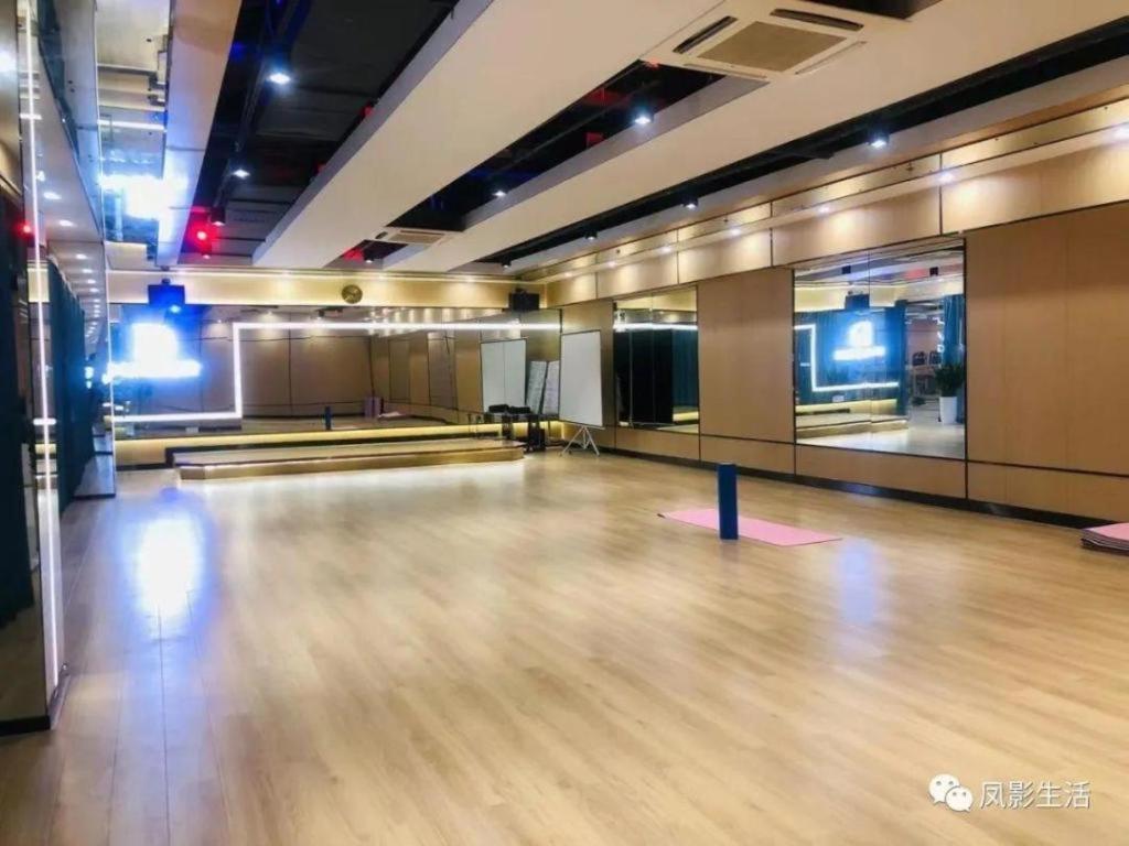 Fenggang Gladden Hotel Tiantangwei Esterno foto