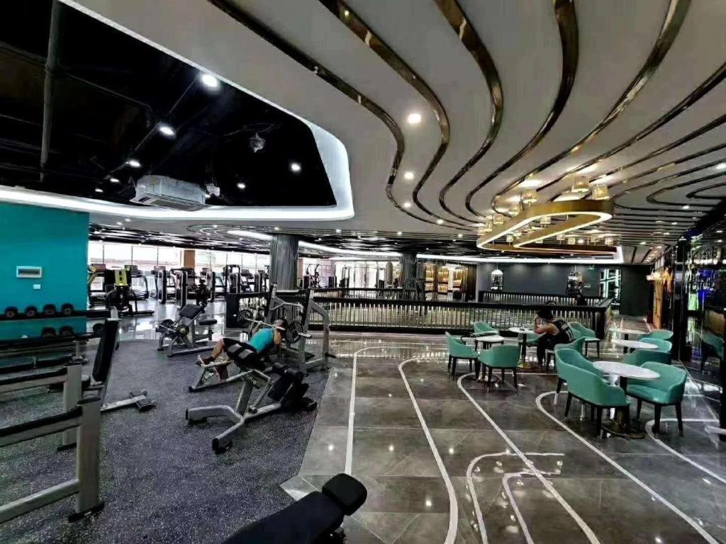 Fenggang Gladden Hotel Tiantangwei Esterno foto