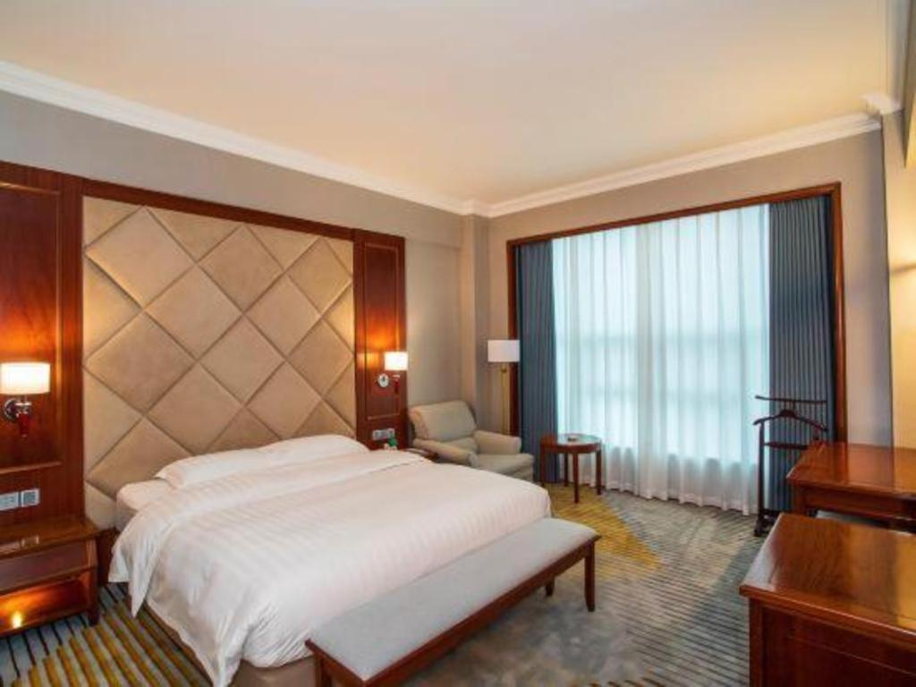 Fenggang Gladden Hotel Tiantangwei Esterno foto
