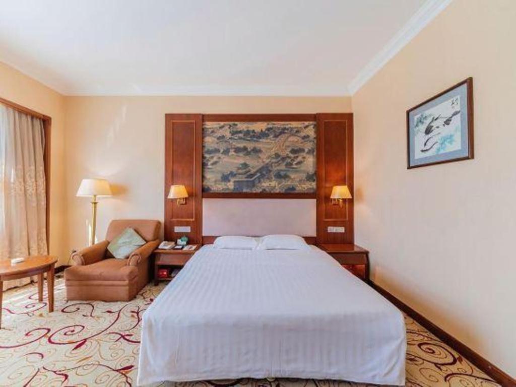 Fenggang Gladden Hotel Tiantangwei Esterno foto