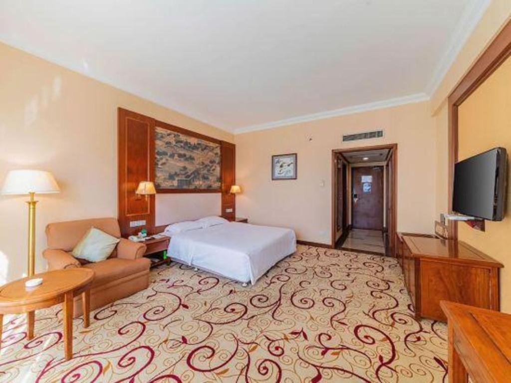 Fenggang Gladden Hotel Tiantangwei Esterno foto