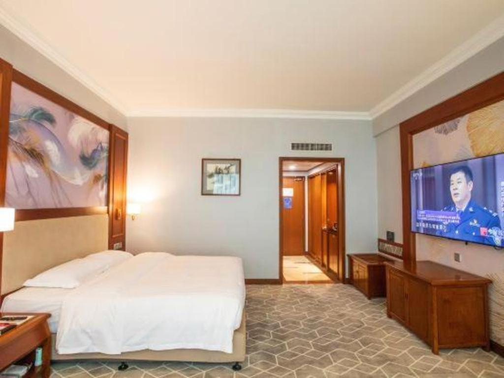 Fenggang Gladden Hotel Tiantangwei Esterno foto